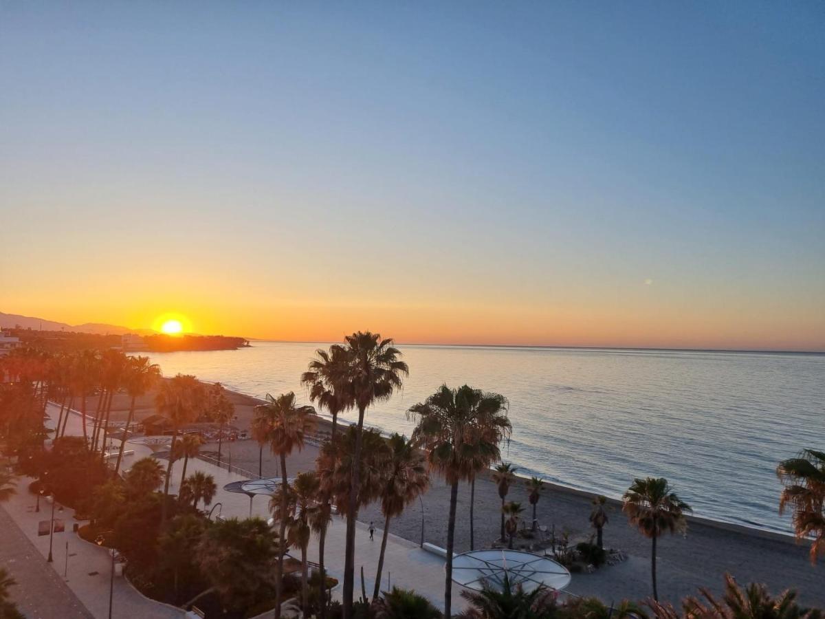 Sunnypalms - Beachfront Penthouse With Stunning Sea View Эстепона Экстерьер фото