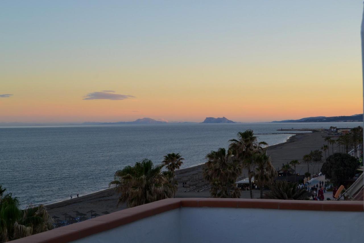 Sunnypalms - Beachfront Penthouse With Stunning Sea View Эстепона Экстерьер фото