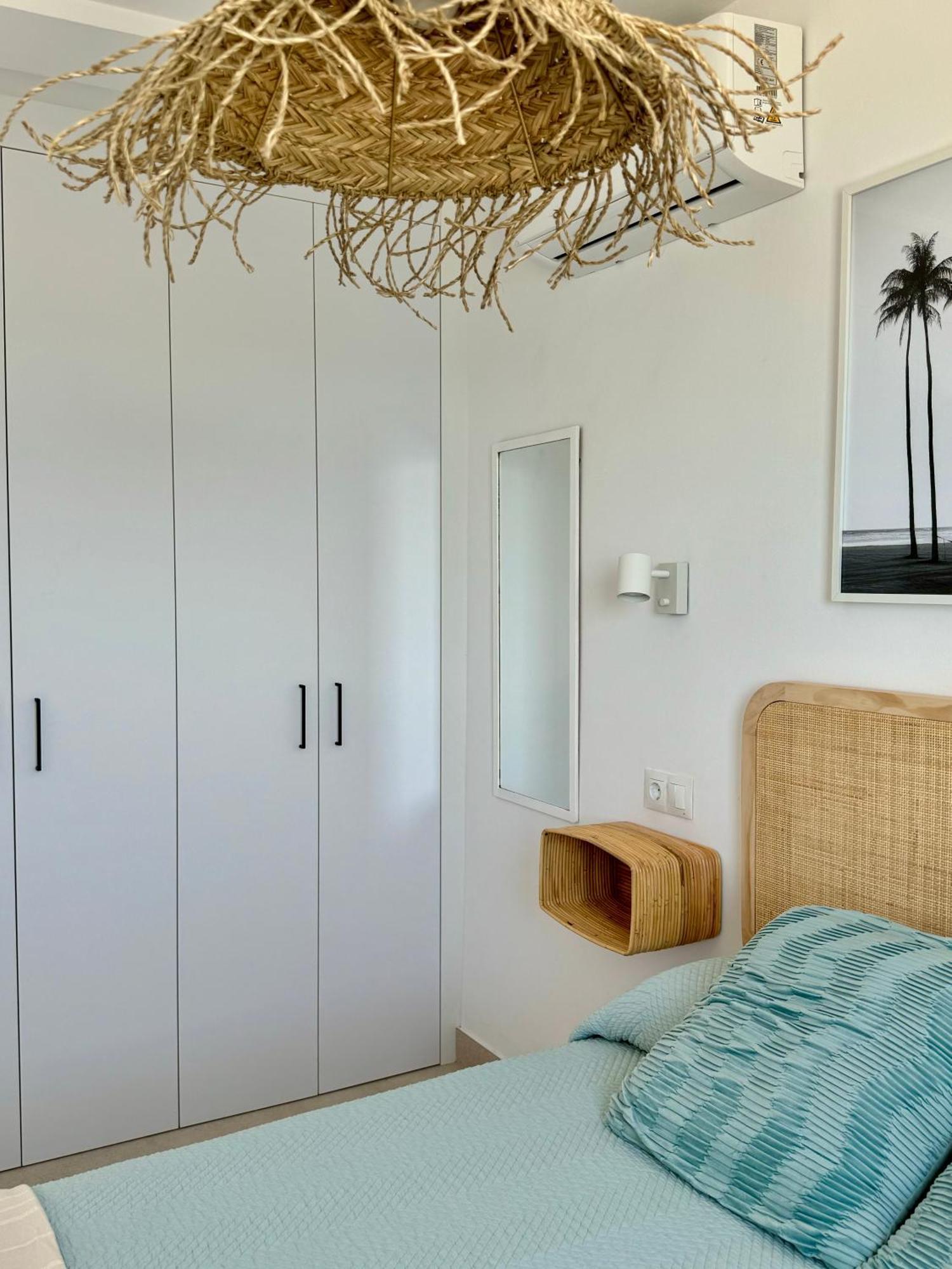 Sunnypalms - Beachfront Penthouse With Stunning Sea View Эстепона Экстерьер фото