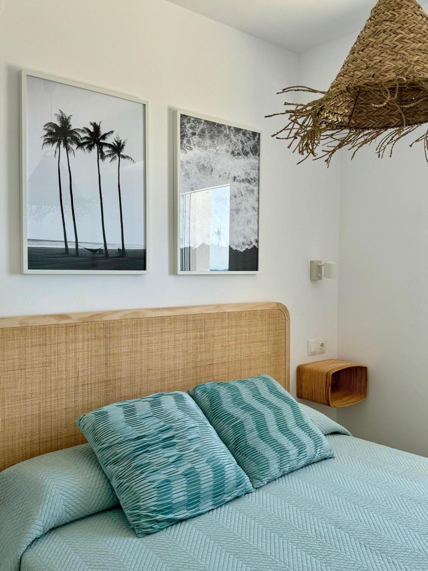 Sunnypalms - Beachfront Penthouse With Stunning Sea View Эстепона Экстерьер фото